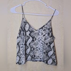 Vibe Sportwear Size M Tank Shell Snake Lizard Cami Strap Black White